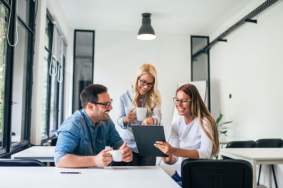 Aprovechar el poder de las redes sociales para el crecimiento empresarial.